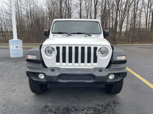 Used 2022 Jeep Wrangler Unlimited Sport image 31