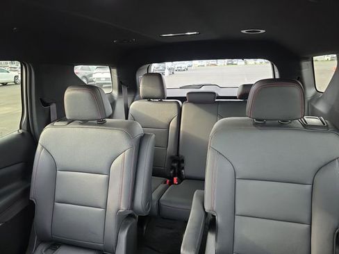 Certified 2024 Chevrolet Traverse Z71 w/ Enhanced Driving Package AWD/4WD image 27