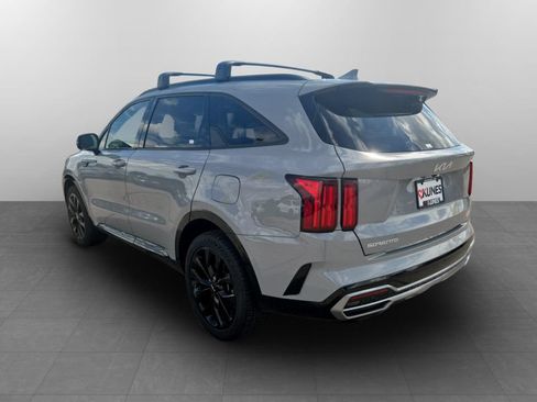 Used 2023 Kia Sorento SX FWD image 9
