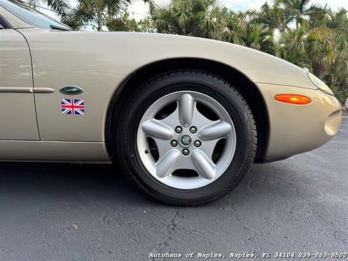 Used 1998 Jaguar XK8 Convertible RWD image 9