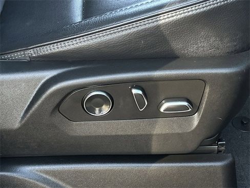 Used 2023 GMC Yukon XL Denali w/ LPO, Floor Liner Package image 31