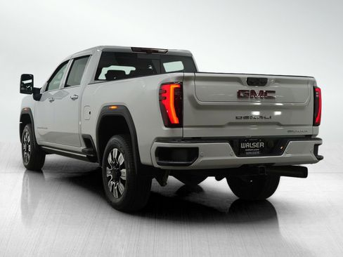 Used 2024 GMC Sierra 2500 Denali w/ Technology Package image 4