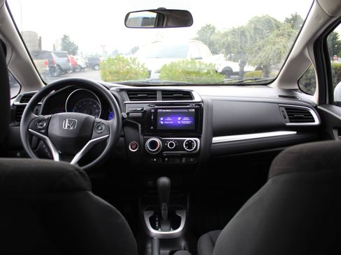 Used 2016 Honda Fit EX image 23