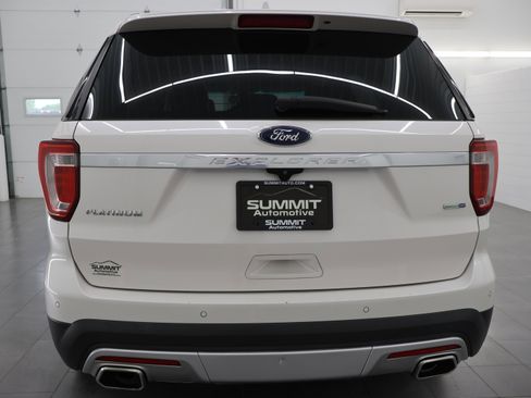 Used 2016 Ford Explorer Platinum AWD/4WD image 27