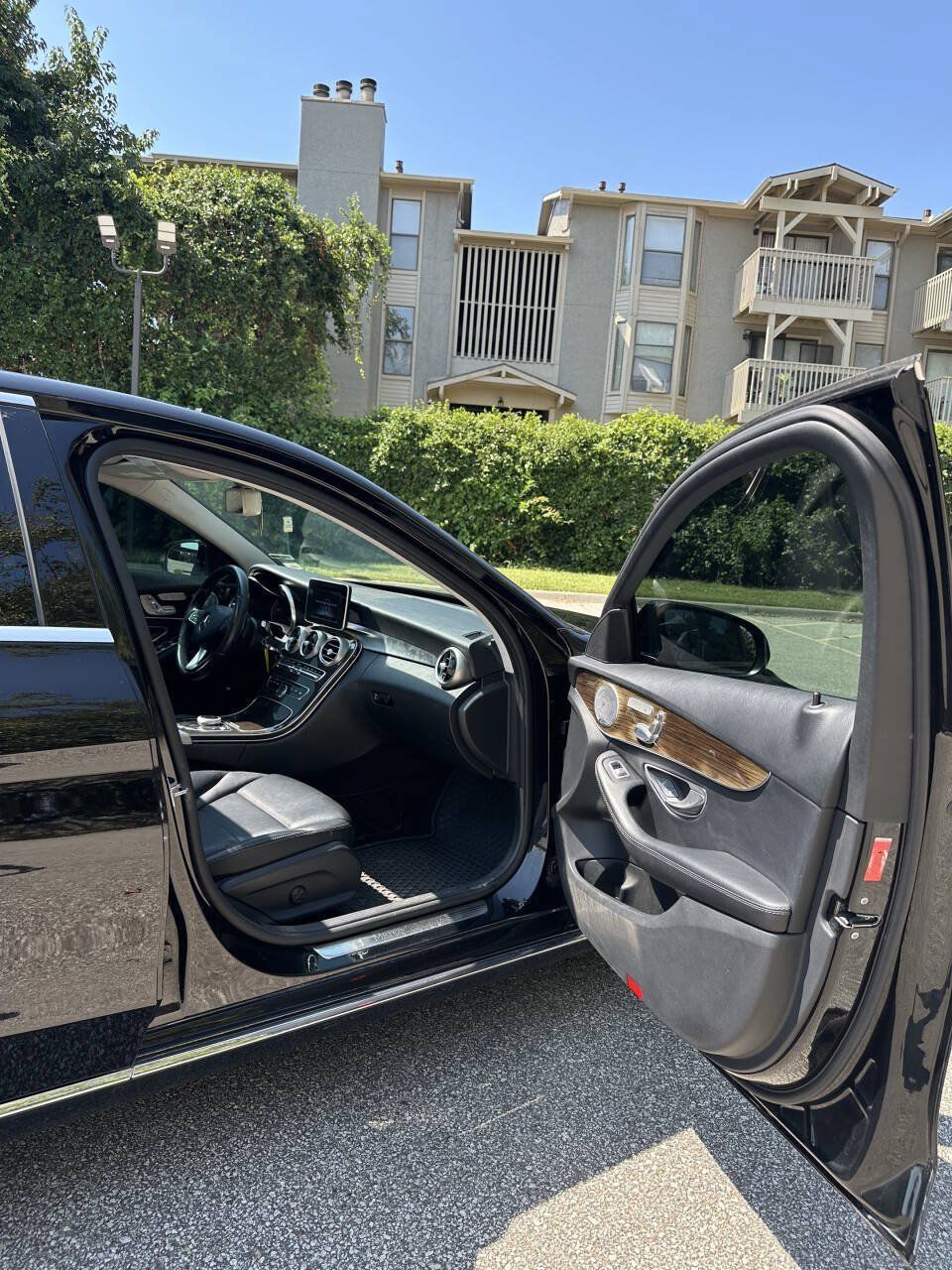 Used 2018 Mercedes-Benz C 300 4MATIC Sedan image 16