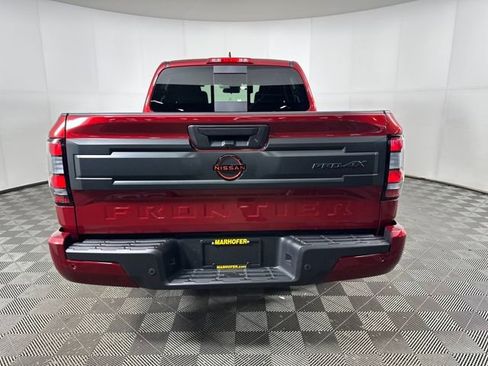 Certified 2025 Nissan Frontier PRO-4X image 4
