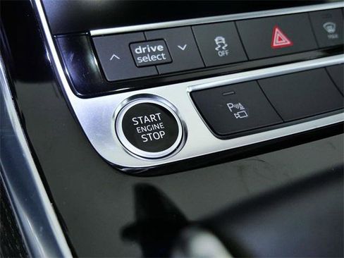 Used 2025 Audi Q7 2.0T Premium Plus image 24