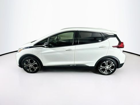 Used 2019 Chevrolet Bolt Premier w/ Infotainment Package FWD image 4
