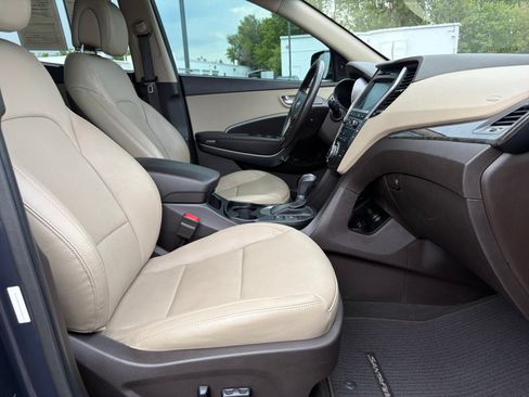 Used 2017 Hyundai Santa Fe Sport AWD/4WD image 19