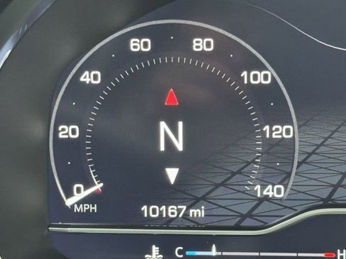 Used 2024 GMC Yukon AT4 w/ Technology Package image 15