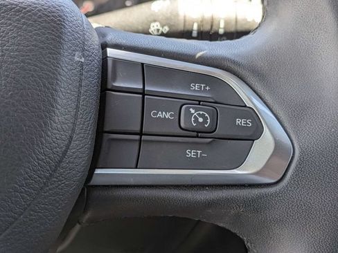 Used 2024 Jeep Compass Latitude AWD/4WD image 26