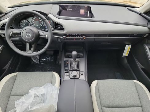 New 2026 MAZDA CX-30 Aire Edition image 12