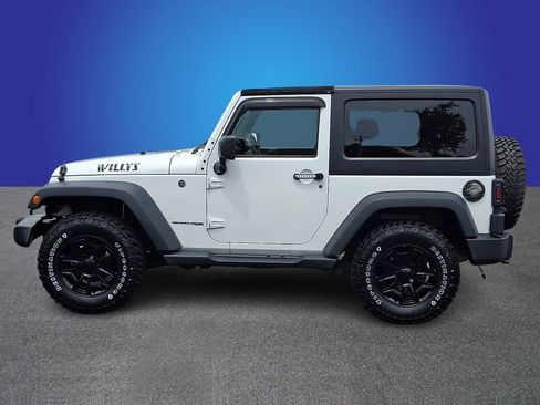 Used 2018 Jeep Wrangler Sport AWD/4WD image 7