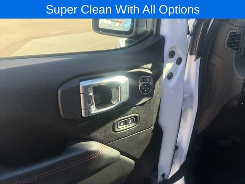 Used 2020 Jeep Gladiator Rubicon AWD/4WD image 30