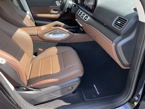 Certified 2024 Mercedes-Benz GLS 450 4MATIC image 52