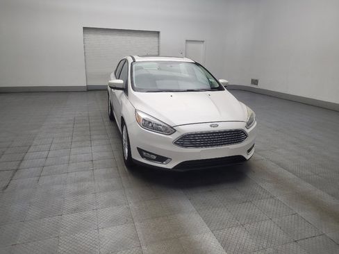 Used 2018 Ford Focus Titanium FWD image 13