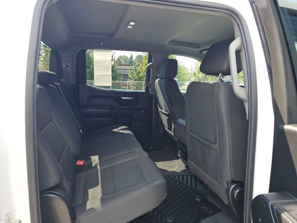 Used 2023 Chevrolet Silverado 1500 Custom AWD/4WD image 14