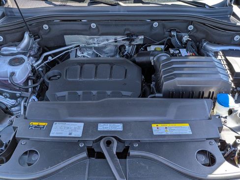 Used 2026 Volkswagen Atlas Cross Sport SEL Premium R-Line AWD/4WD image 31