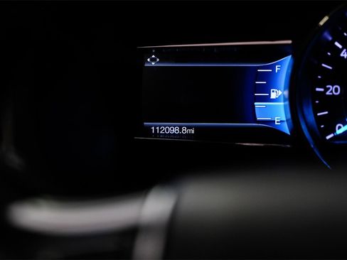 Used 2019 Ford Explorer Limited w/ Class III Trailer Tow Package image 16