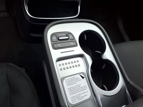 New 2026 Hyundai Ioniq 9 S RWD image 16