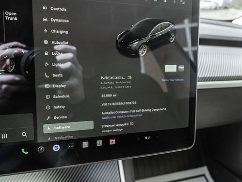 Used 2020 Tesla Model 3 Long Range AWD/4WD image 17
