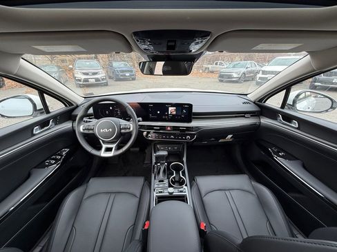 New 2026 Kia K5 EX image 24