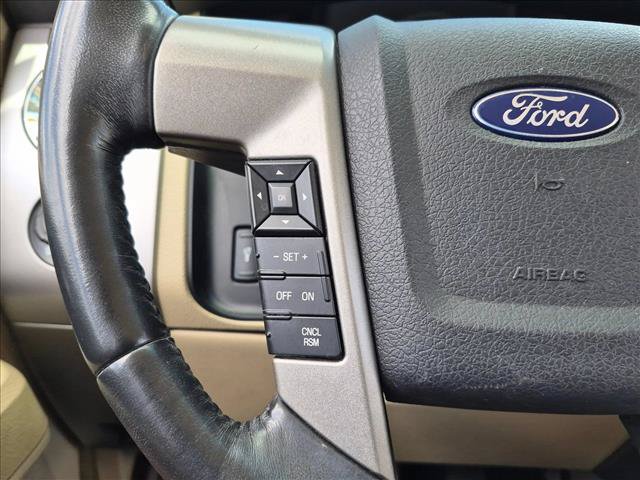 Used 2017 Ford Expedition Limited w/ Equipment Group 301A RWD image 11