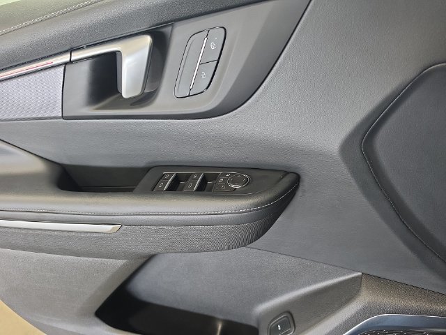 Used 2026 Buick Enclave Sport Touring AWD/4WD image 21