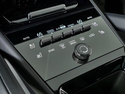 New 2026 Porsche Cayenne AWD/4WD image 17