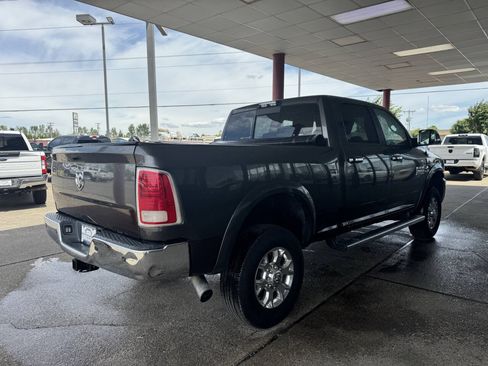 Used 2017 RAM 2500 Laramie w/ Convenience Group AWD/4WD image 5