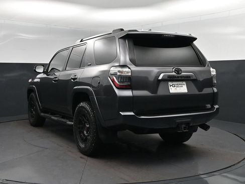 Used 2021 Toyota 4Runner SR5 Premium w/ Moonroof Package RWD image 5