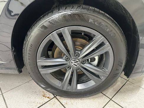 Used 2024 Volkswagen Jetta SE image 13