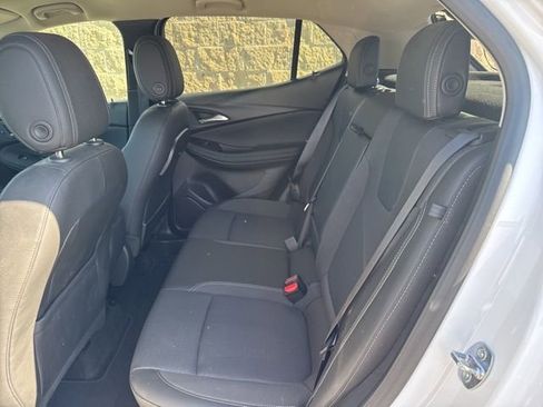 Used 2022 Buick Encore GX Select image 13