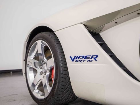 Used 2006 Dodge Viper SRT-10 w/ VOI9 Edition image 30