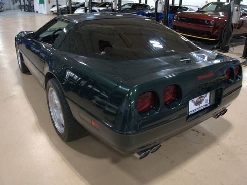 Used 1995 Chevrolet Corvette Coupe image 3
