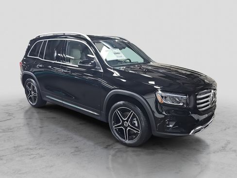 New 2026 Mercedes-Benz GLB 250 image 3