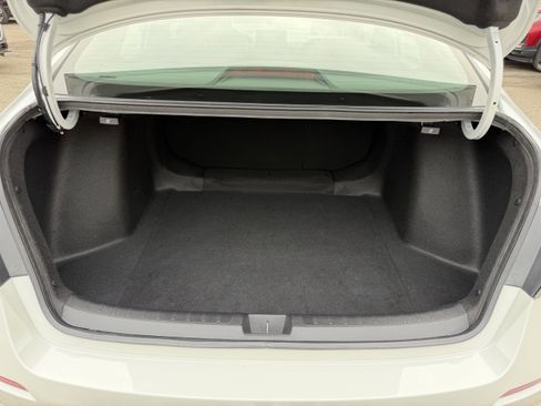 Used 2025 Honda Civic Sport image 31