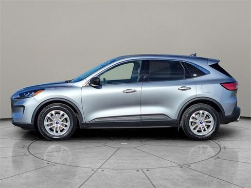 Certified 2022 Ford Escape SE image 9