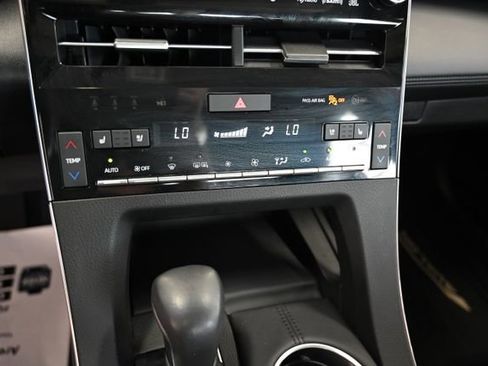 Used 2021 Toyota Avalon Limited w/ Advanced Safety Package AWD/4WD image 18