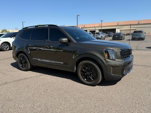Used 2023 Kia Telluride SX Prestige X-Pro image 3