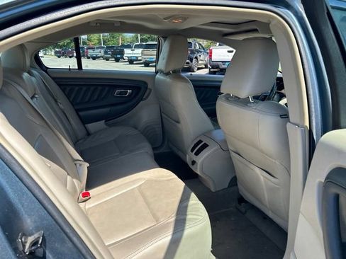 Used 2010 Ford Taurus SEL FWD image 15