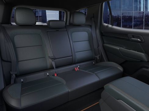 New 2027 GMC Terrain AT4 w/ Technology Package II AWD/4WD image 17