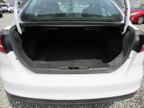 Used 2016 Ford Focus S image 9