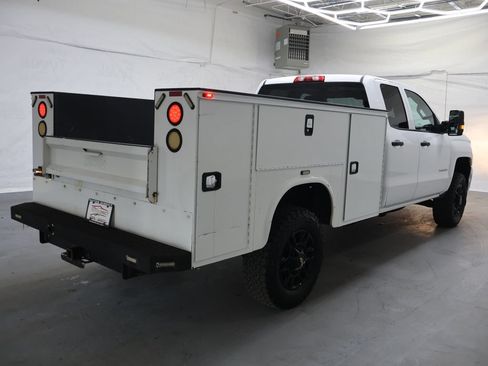 Used 2015 Chevrolet Silverado 2500 W/T w/ WT Convenience Package AWD/4WD image 7