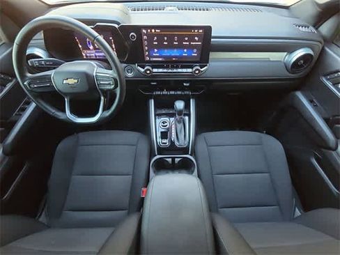 Used 2023 Chevrolet Colorado LT image 14