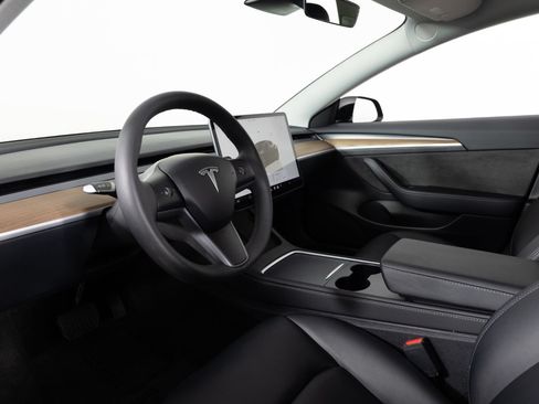 Used 2023 Tesla Model 3 Standard Range RWD image 14