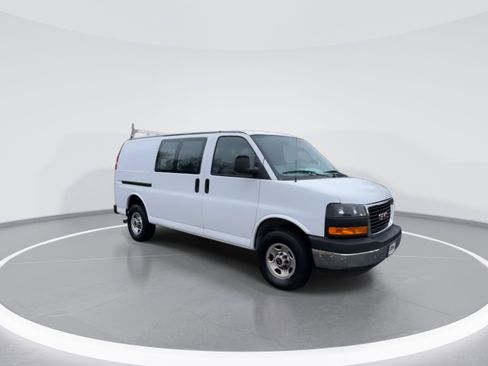 Used 2021 GMC Savana 2500 w/ Driver Convenience Package image 2