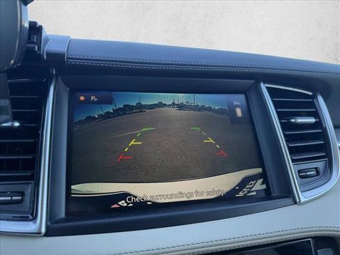 Used 2020 INFINITI QX50 Luxe w/ Navigation Package image 18