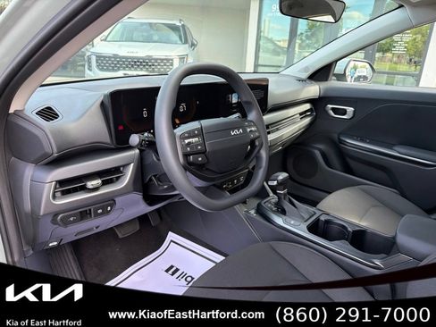 New 2026 Kia K4 FWD image 30