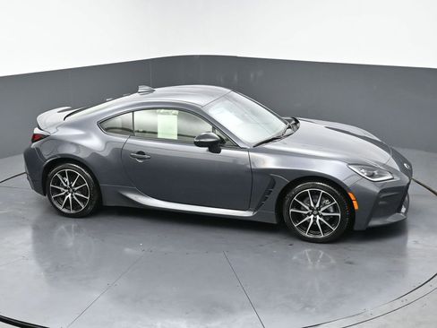 Used 2025 Toyota GR86 w/ ALL Weather Mat Package (TMS) image 39